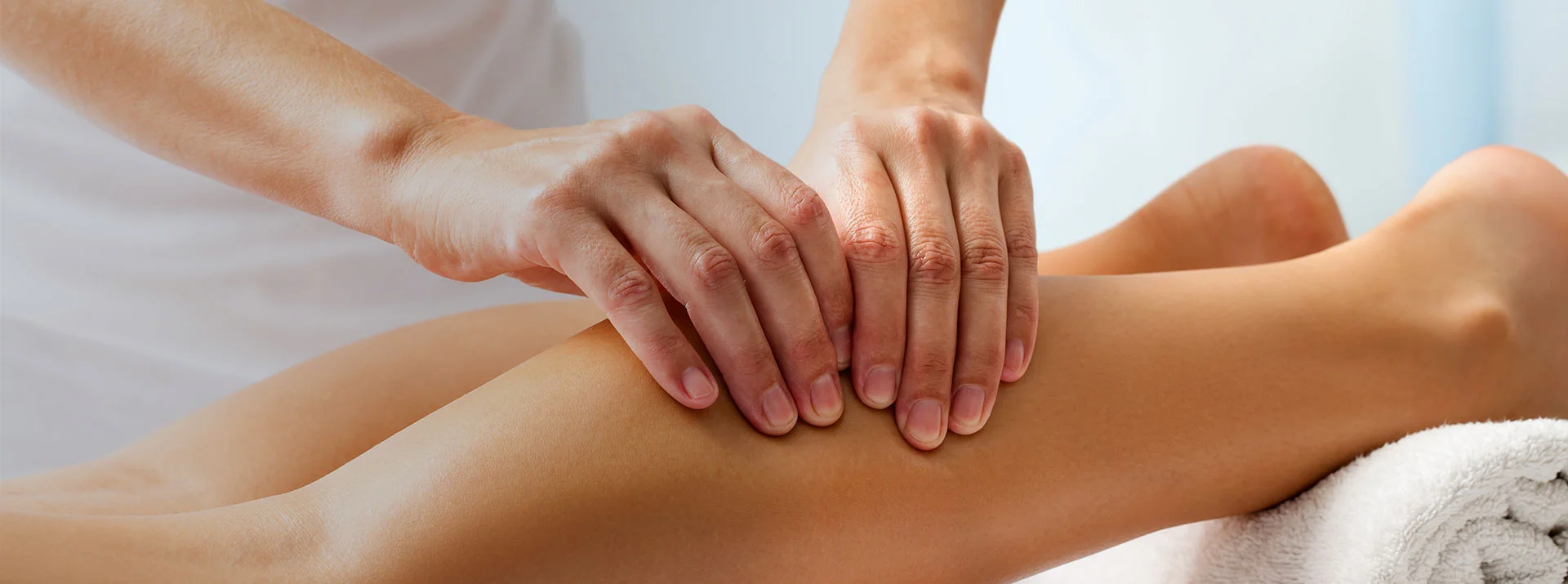 Enjoy a complimentary 10 minute warm-up massage at our Chiropractic Clinic